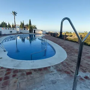 En Urb. Residencial 2 4 Per. Apartamento