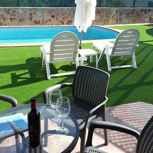 https://villa-vista-dorada-134-maspalomas.in-canary-islands.com